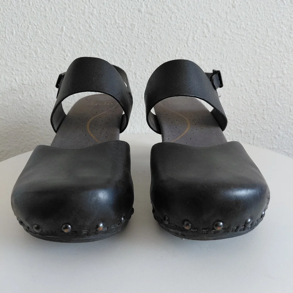 SOLD SOLD SOLD  Black Mary Jane Ankle Strap THEA Clogs - Picture 3 of 14